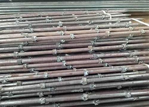 文峰隧道钢花管